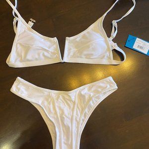 NWT Oh La La Cheri White V Cut Bikini Set - M